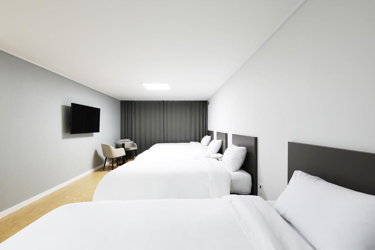 Mokpo Ocean Hotel Ngoại thất bức ảnh